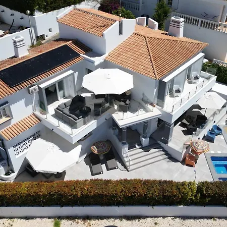 #221 Family With Private Pool In